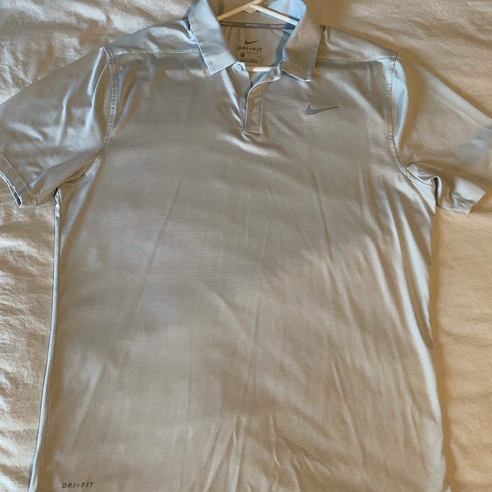 Nike men’s dri-fit polo. Size L